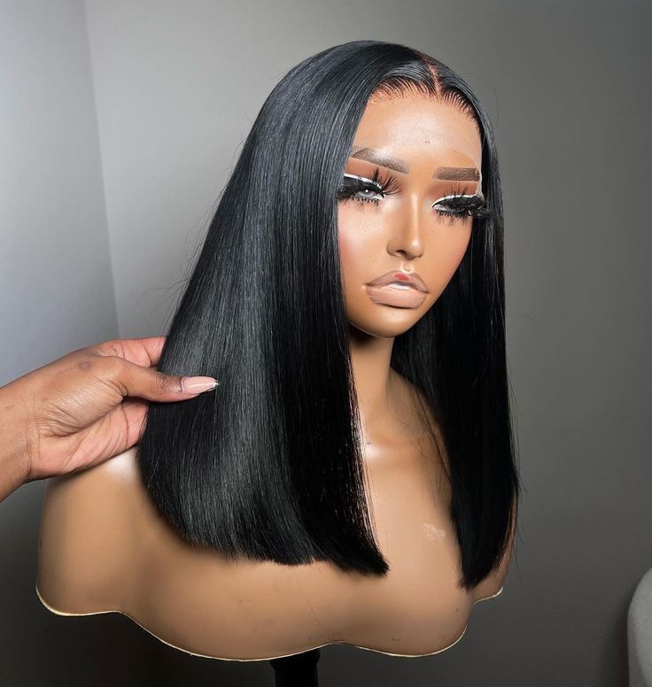 Straight Bob Wig Transparent Lace Frontal